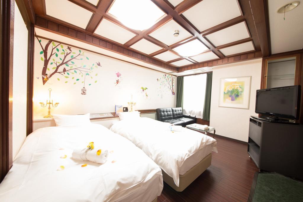 Hotel Candy Hall (Adults Only) أوساكا المظهر الخارجي الصورة