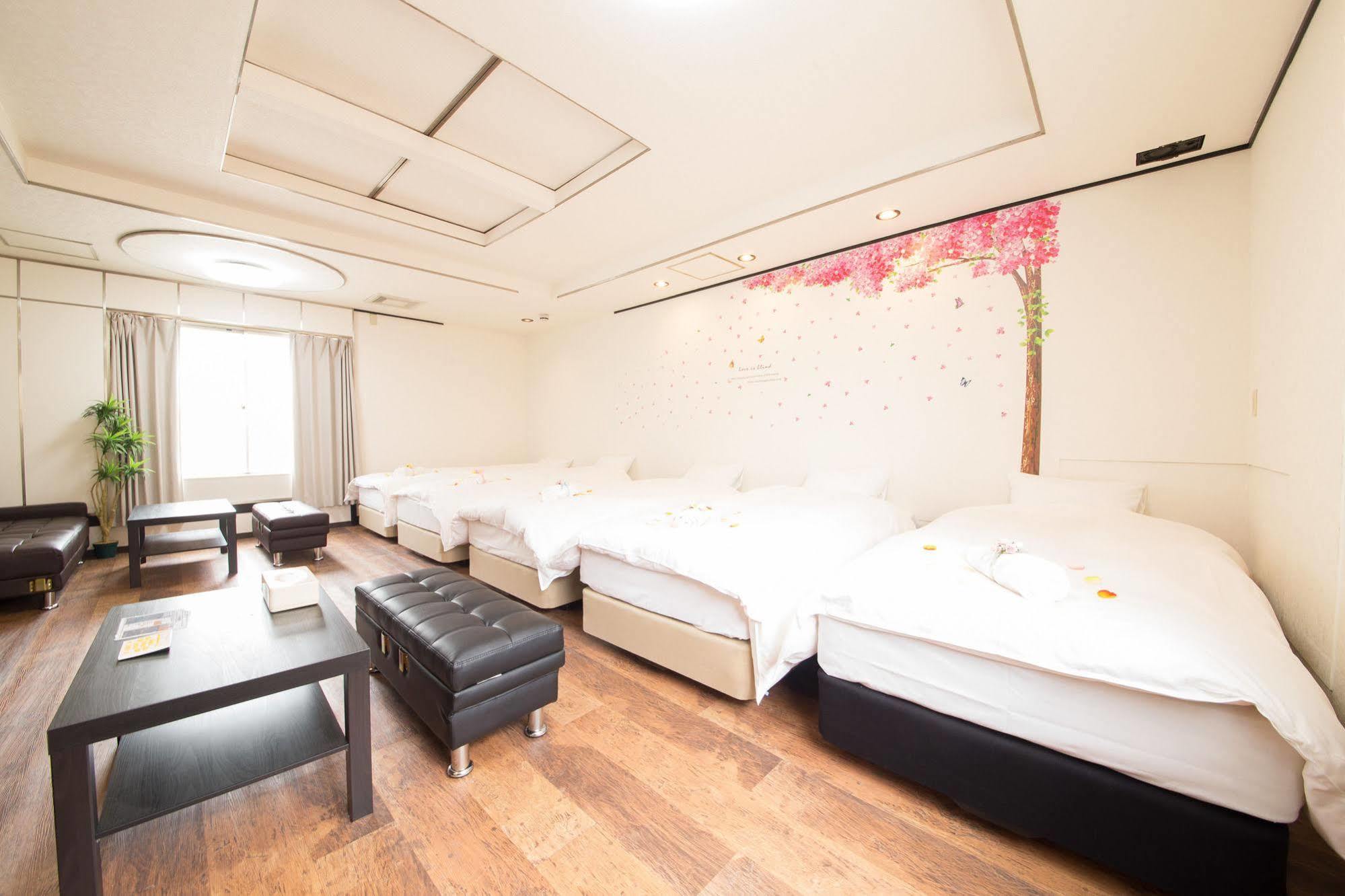 Hotel Candy Hall (Adults Only) أوساكا المظهر الخارجي الصورة