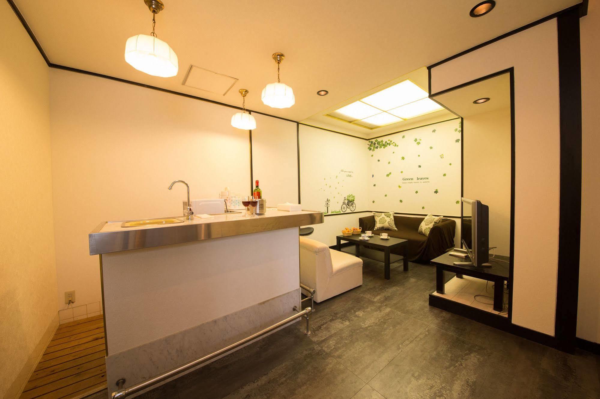 Hotel Candy Hall (Adults Only) أوساكا المظهر الخارجي الصورة