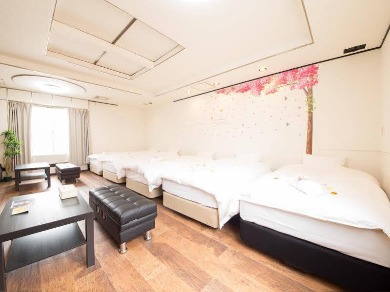 Hotel Candy Hall (Adults Only) أوساكا المظهر الخارجي الصورة