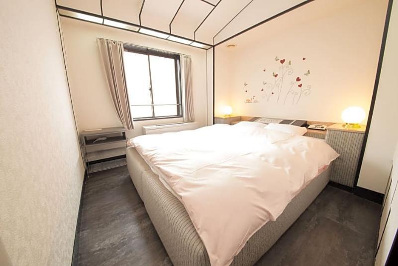 Hotel Candy Hall (Adults Only) أوساكا المظهر الخارجي الصورة